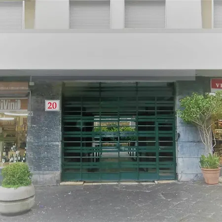 Well - Santa Lucia 5* Naples